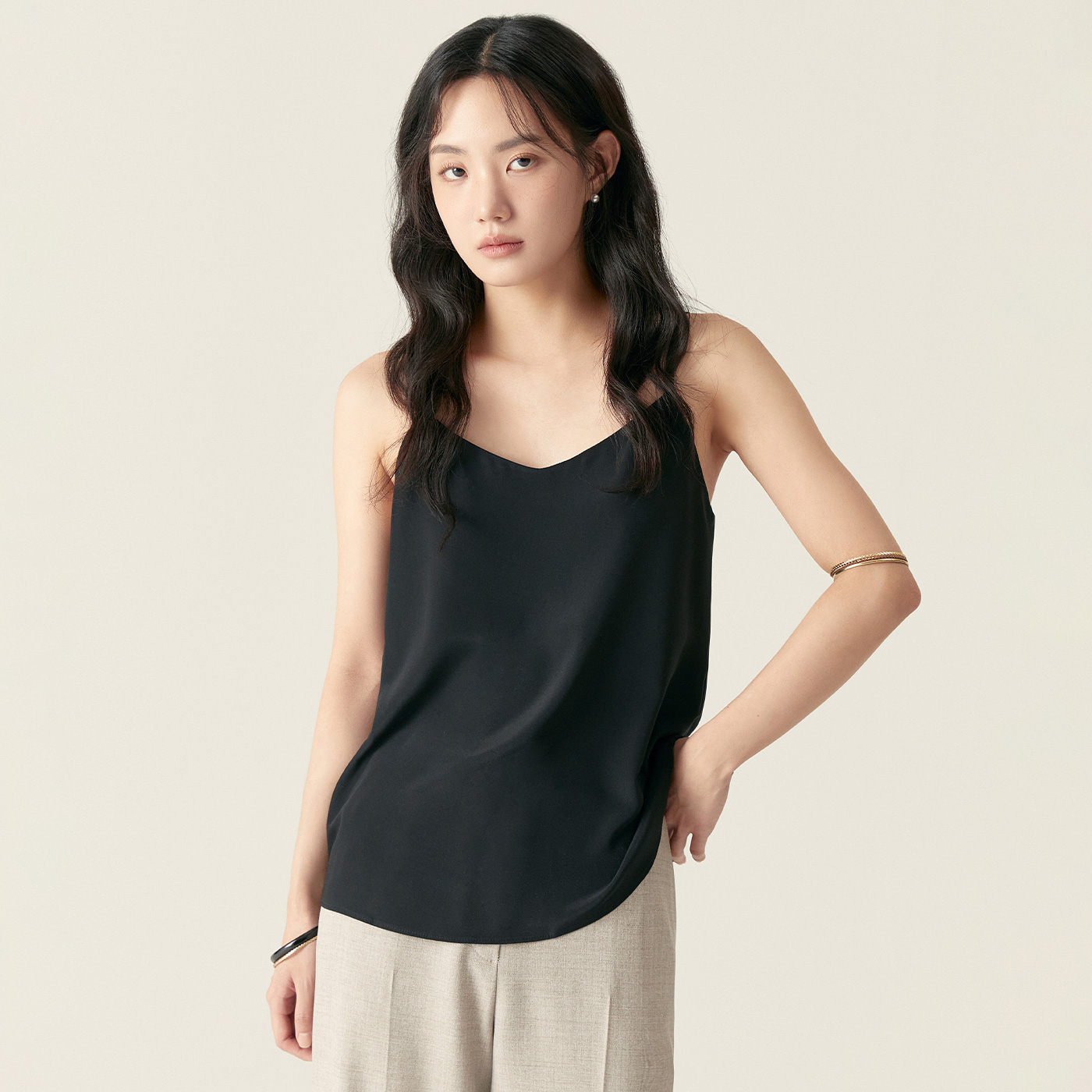 베이직 나시 블라우스 로엠 블라우스 여성 데일리룩 나시 블라우스 추천 데일리룩 리뷰