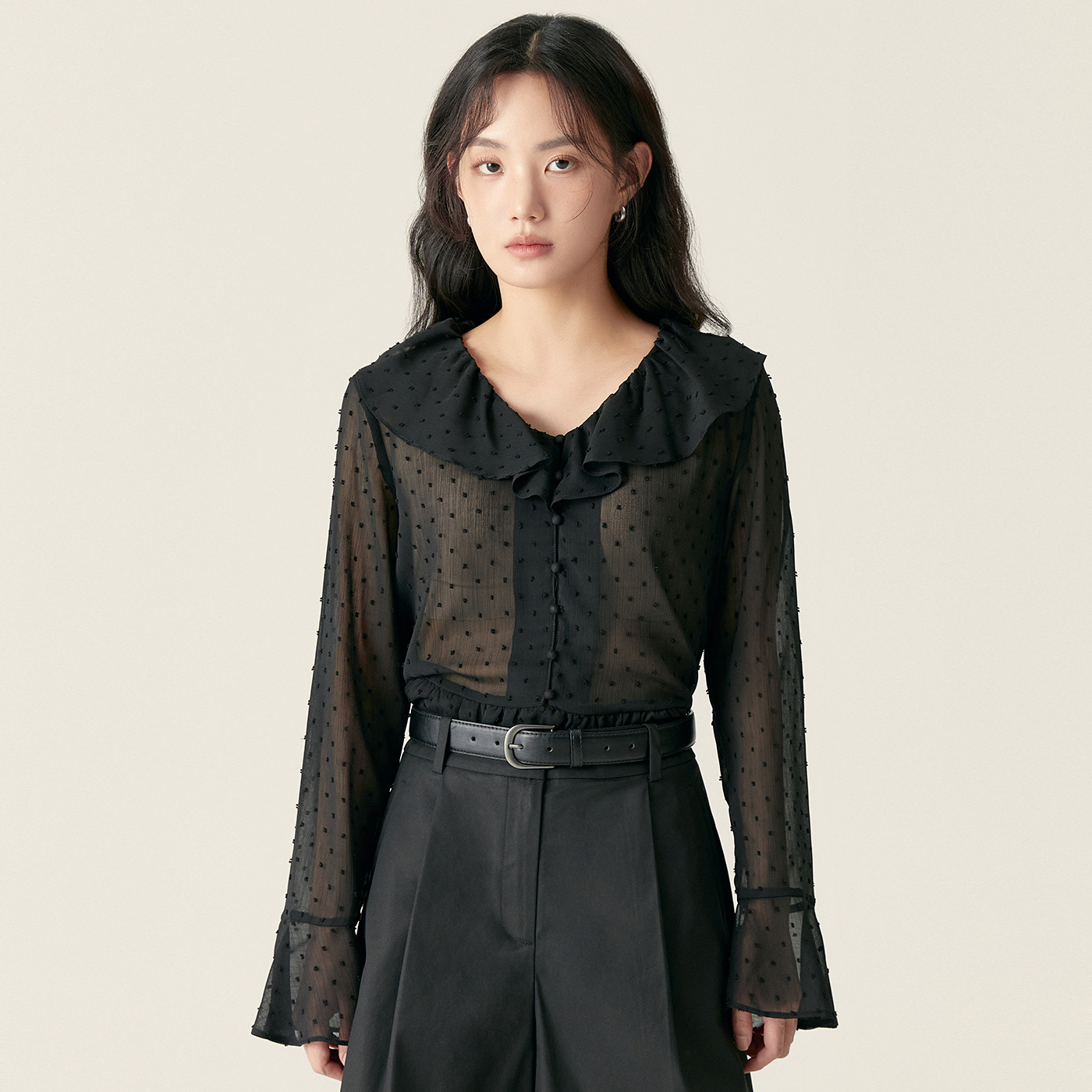 로엠 쉬폰 러플 블라우스 RMBLF24RT7 - 상세 이미지 2