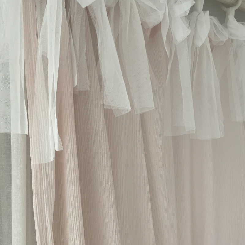 디뮤어 핑크&화이트 포인트망사 커튼