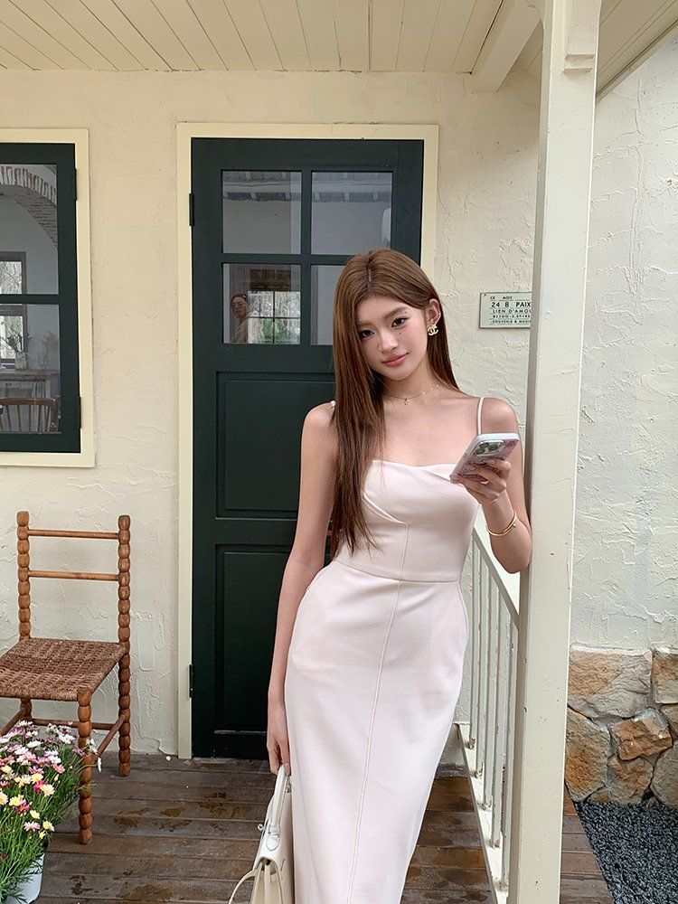 봄 여름 데일리 하객룩 데이트룩 스퀘어넥 끈나시 백리스 포켓 H라인 롱원피스 베이지 차콜 - 상세 이미지 3