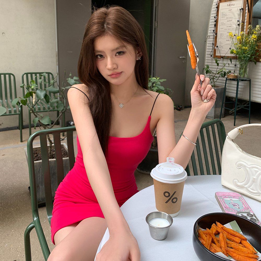 봄 여름 섹시 베이직 백리스 끈나시 모달 스판 슬림핏 바디콘 미니 원피스 딥블루 마젠타 - 상세 이미지 2