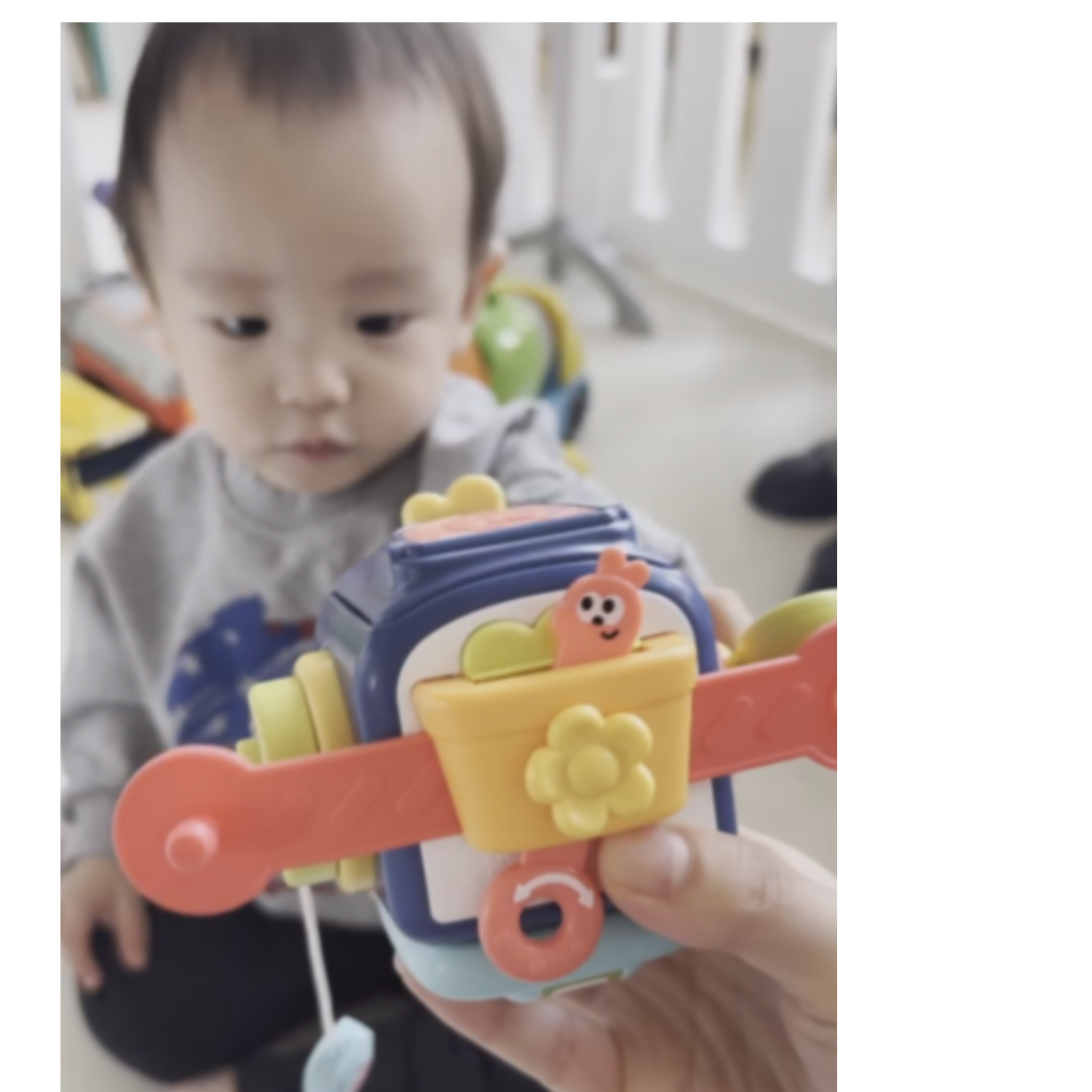 젬베베 아기 장난감 몬테소리 교구 오감발달 소근육 발달 펭귄큐브 액티비티 큐브 돌아기 선물 이미지 8