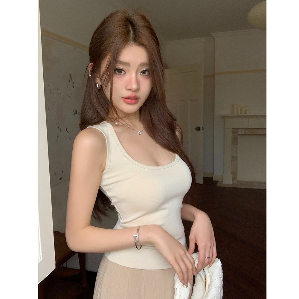 봄 여름 데일리 베이직 라운드넥 모달 스판 민소매 슬림핏 나시 티셔츠 베이지 - 메인 이미지