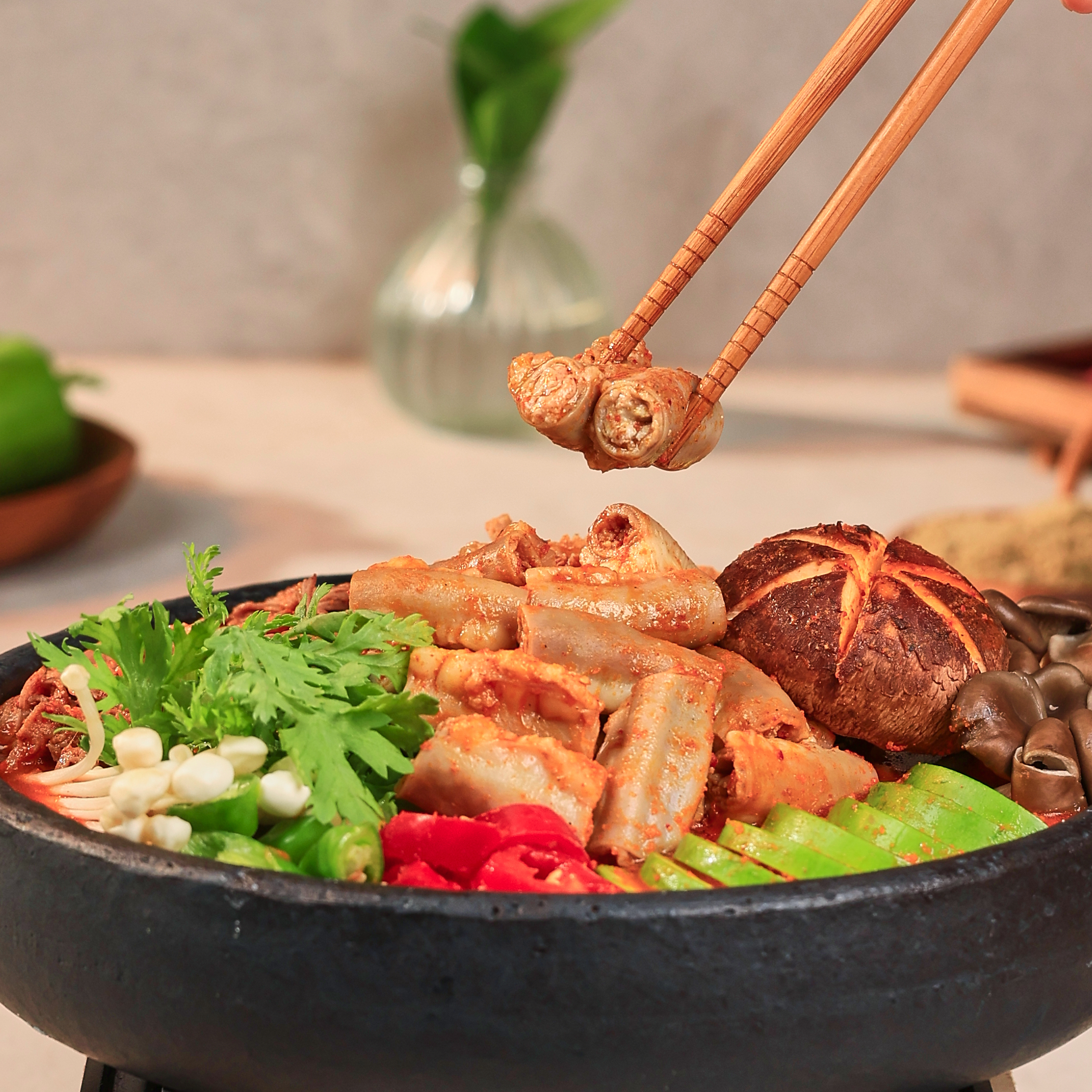 얼큰 푸짐 한우곱창전골 1000g 캠핑 안주 찌개 - 상세 이미지 2