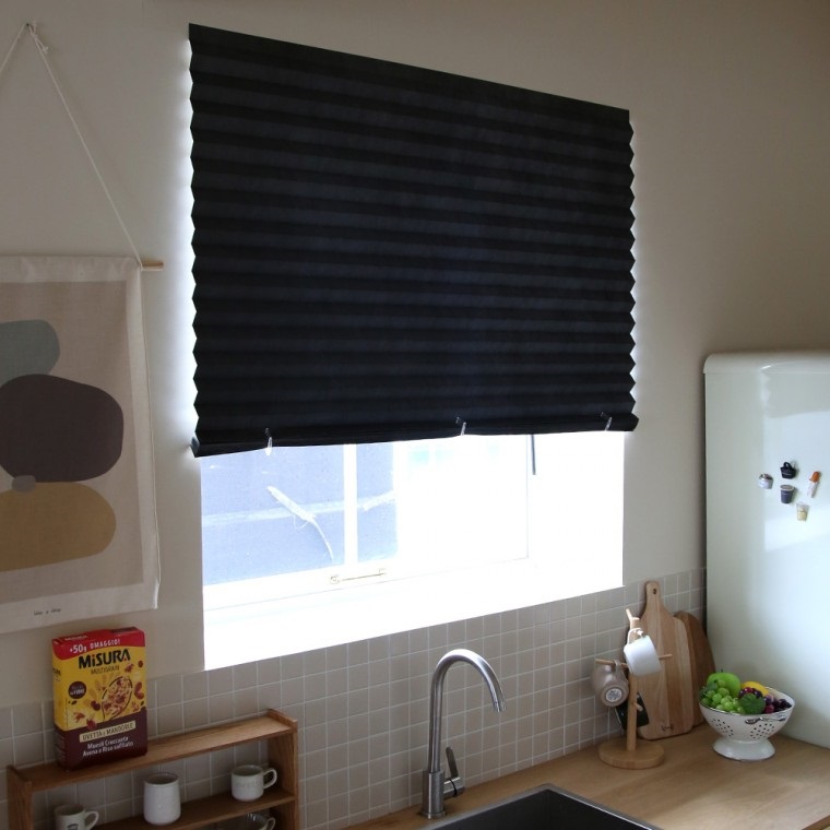 붙이는 암막 블라인드 창문 햇빛가리개 무타공 셀프 종이 베란다 120x240cm