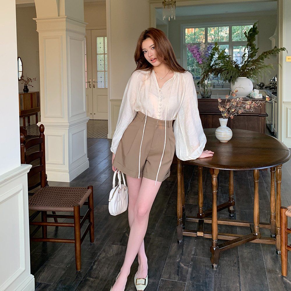 봄 가을 하이웨스트 핀턱 롤업 포켓 기본 베이직 숏 팬츠 반바지 카키 - 상세 이미지 3