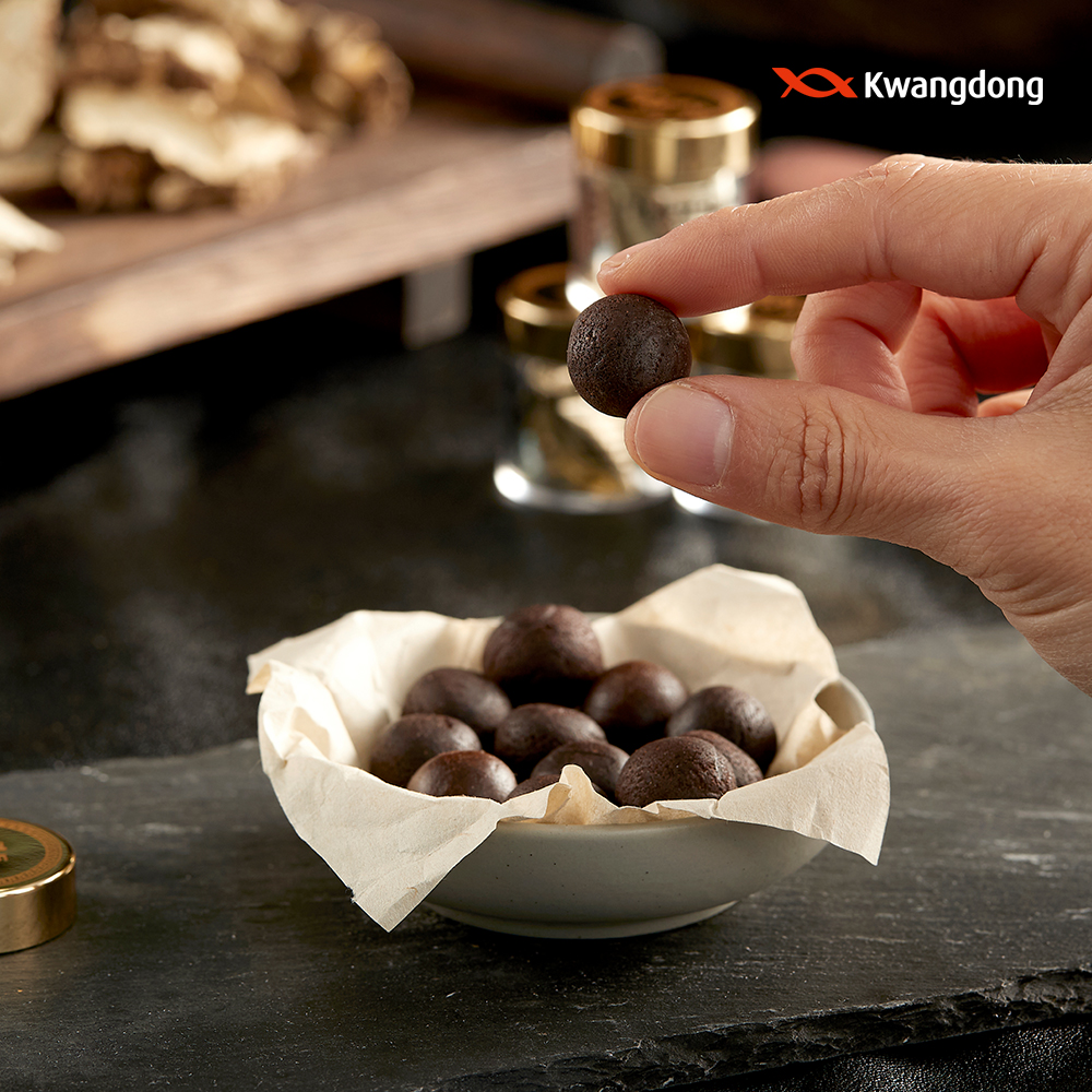 광동 발효녹용 녹용보감환 1박스 30환 침향환 침향단