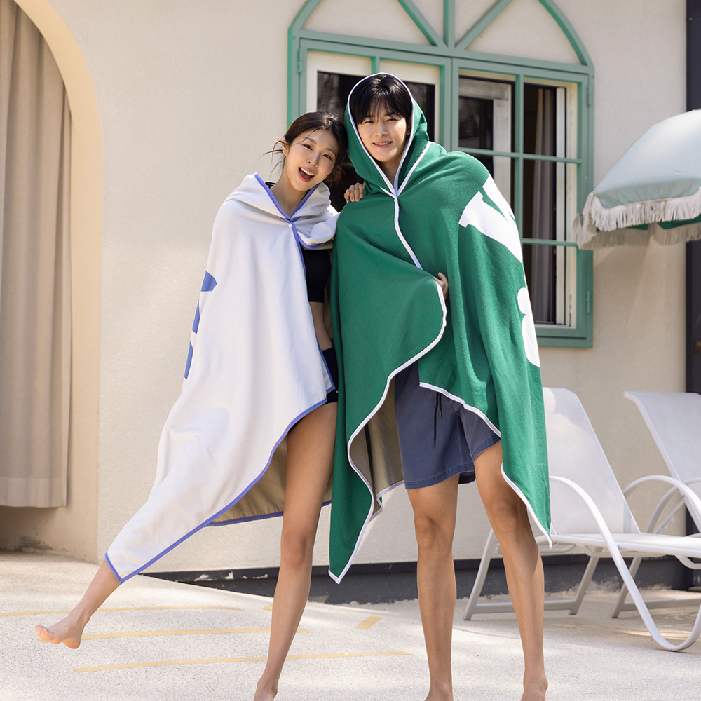 위크나인 극세사 입는 가벼운 대형타올 성인 후드 비치타올 로버 아이보리