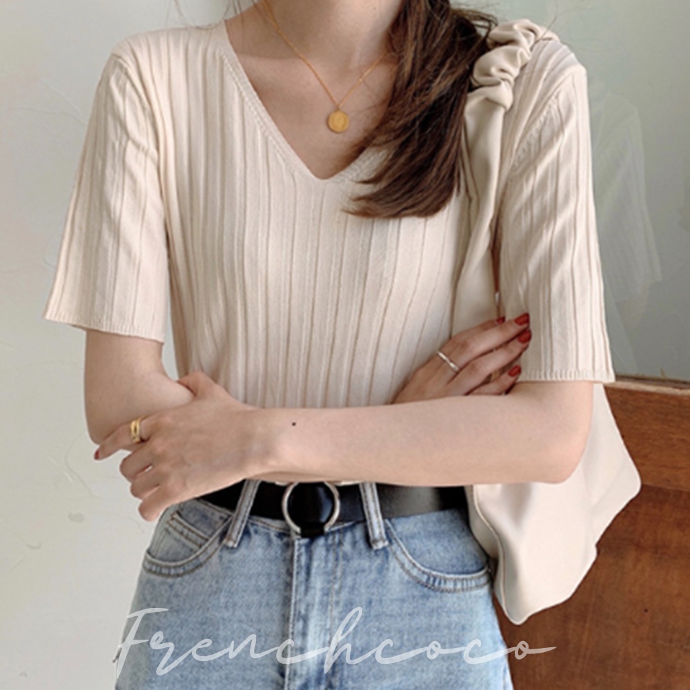 프렌치코코 여름 브이넥 반팔니트티 데일리 출근룩 - 상품 이미지