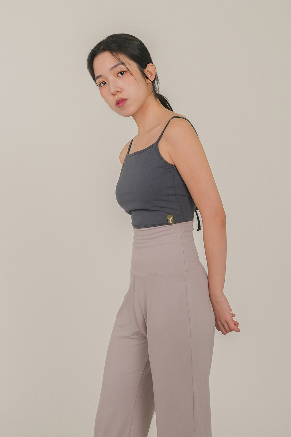 [에스라티] 젬마 스퀘어넥 요가 브라탑 여성 크롭 요가복 필라테스 스포츠 요가탑 상의 - 상세 이미지 2