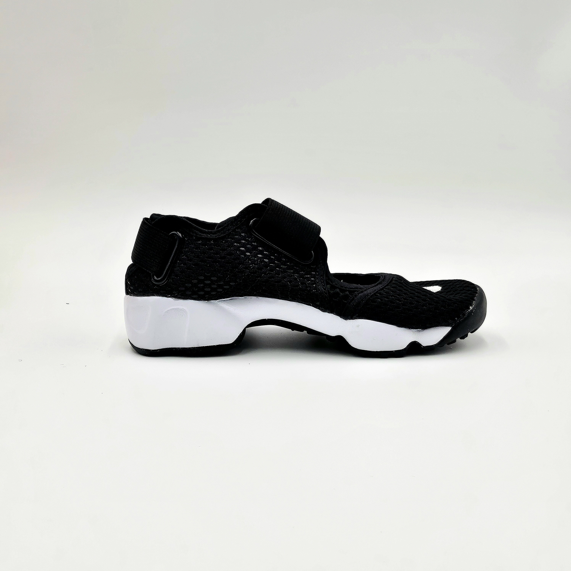 [오늘출발] 나이키 키즈 에어 리프트 여름 샌들 유아 어린이 벨크로 찍찍이 끈없는 블랙, 220