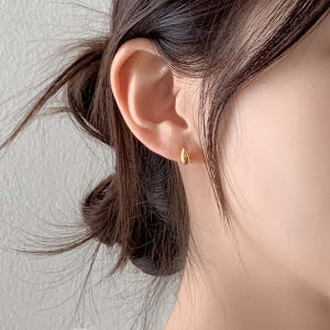 14k 쁘띠 물방울 이어링 - 925실버 유광 딱붙는 작은 미니 스터드 ... 솔직 후기 | 실사용자 리뷰 분석 - 상품 이미지 2