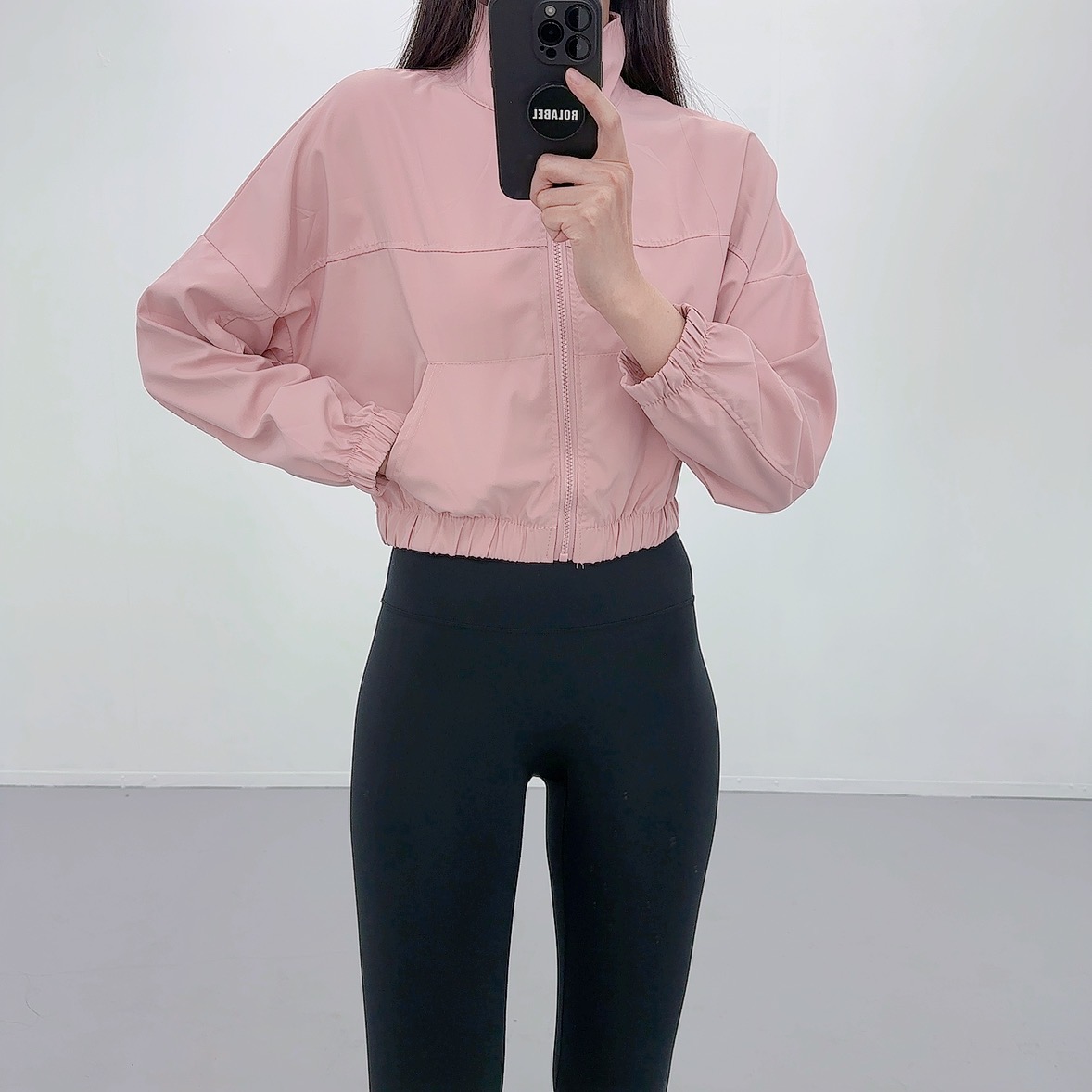 코브 여자 바람막이 점퍼 크롭 간절기 봄 바스락 야상 레인 숏 아노락 아우터 - 상세 이미지 2