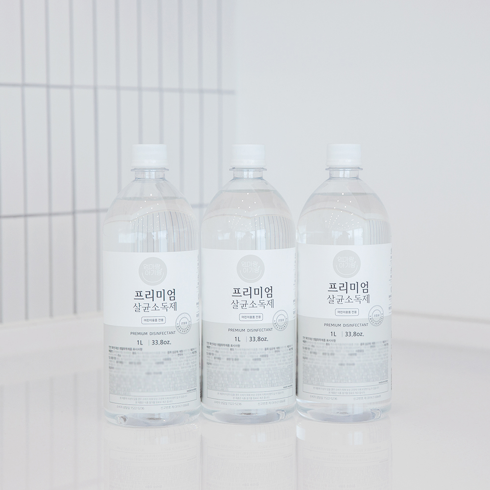엄마랑아기랑 프리미엄 살균소독제 어린이용품 전용 리필 1L 3개구성 제품 이미지