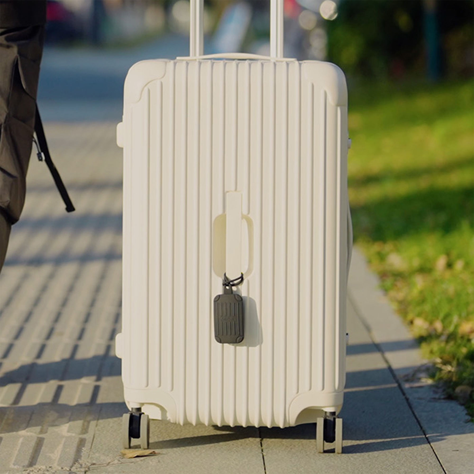 MiLi 미태그 캐리어 러기지택 위치추적기 태그 갤럭시 에어태그 가방 미아방지 스마트태그