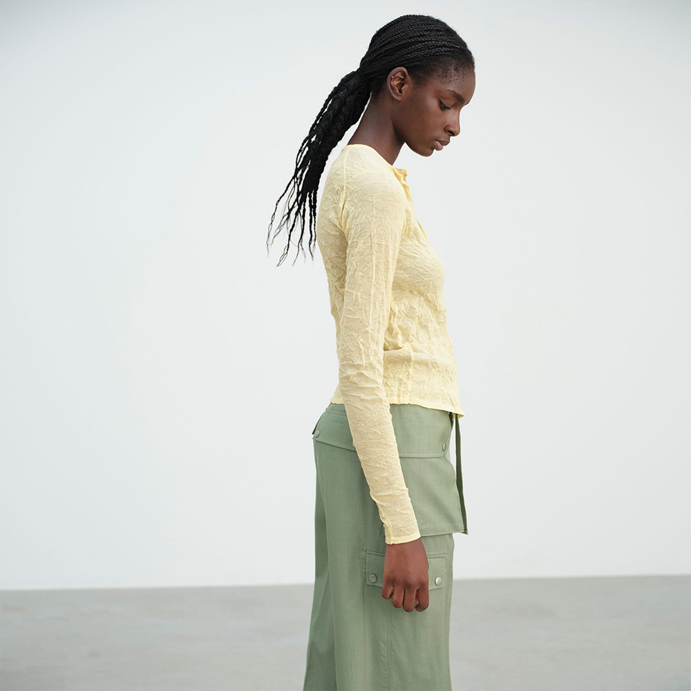 오라리 우먼즈 가디건 WRINKLED WOOL POLYESTER HIGH GAUGE KNIT CREW NECK CARDIGAN 25SS - 상세 이미지 5