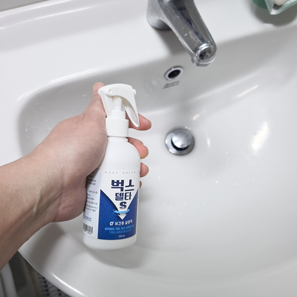 벅스델타S 스프레이 200ml 바퀴벌레 살충제 퇴치제 초파리 없애는법 벌레 퇴치 모기약 지네약 빈대 베드버그 퇴치제 쌀벌레 빈대 모기 벌레 퇴치 해충약