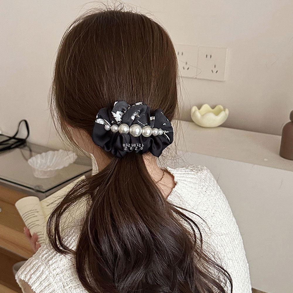 플리츠 진주 반묶음 자동핀 긴머리 헤어핀 포니테일 머리핀 - 상품 이미지