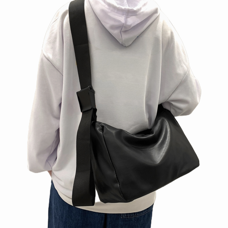 남자크로스백 보부상가방 여행 슬링백 대학생 니오