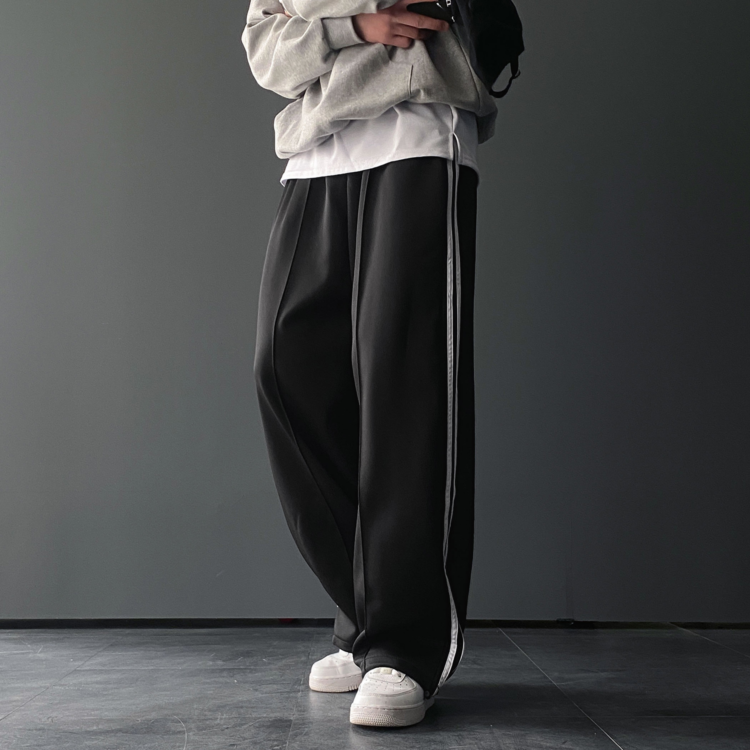 남자트랙팬츠 벌룬팬츠 남성와이드팬츠 통넓은바지 - 상세 이미지 4