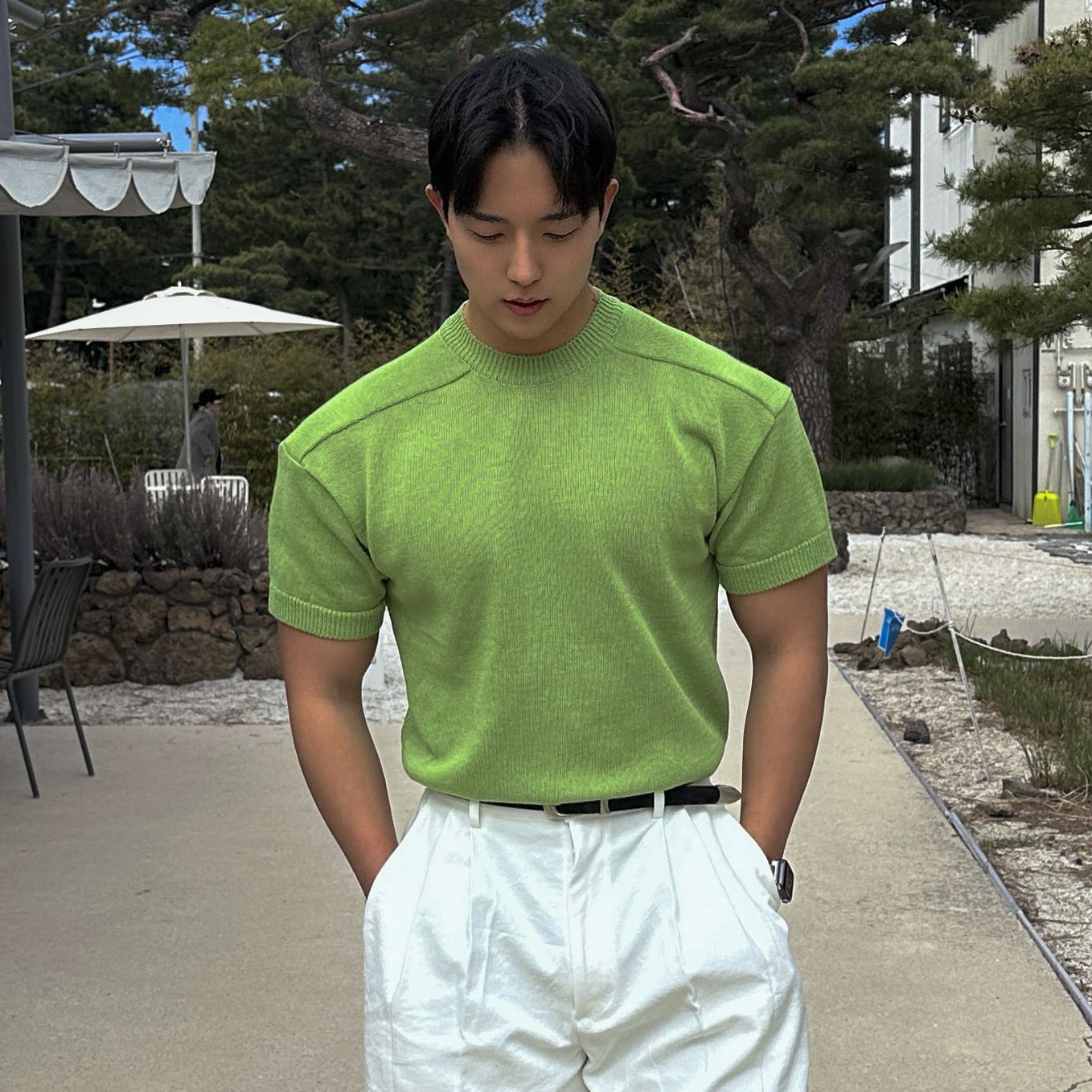 남자여름니트 머슬핏 반팔니트 - 상세 이미지 2