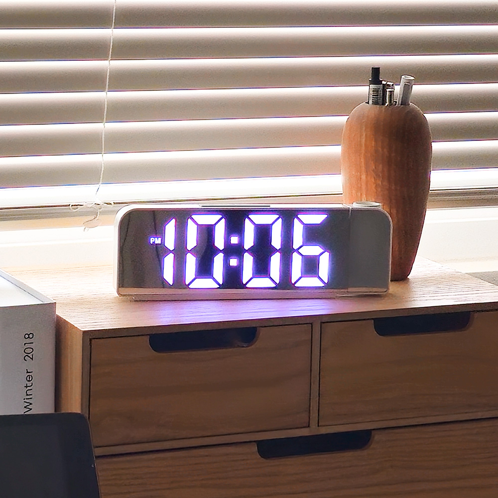 빔프로젝션 LED 탁상시계 디지털 날짜 온도 인테리어 알람시계