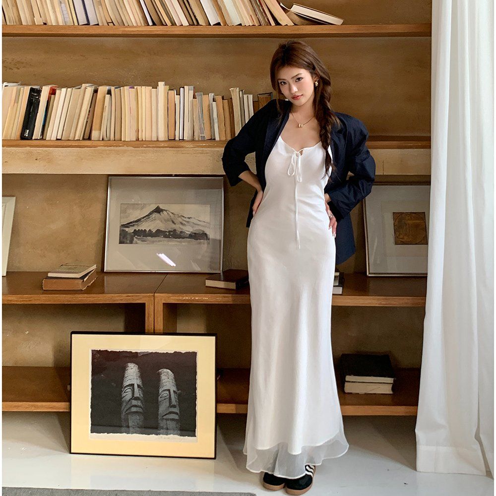 봄 여름 여리여리 끈나시 브이넥 셔링 슬림핏 하이웨스트 롱 맥시 원피스 화이트 - 상세 이미지 2