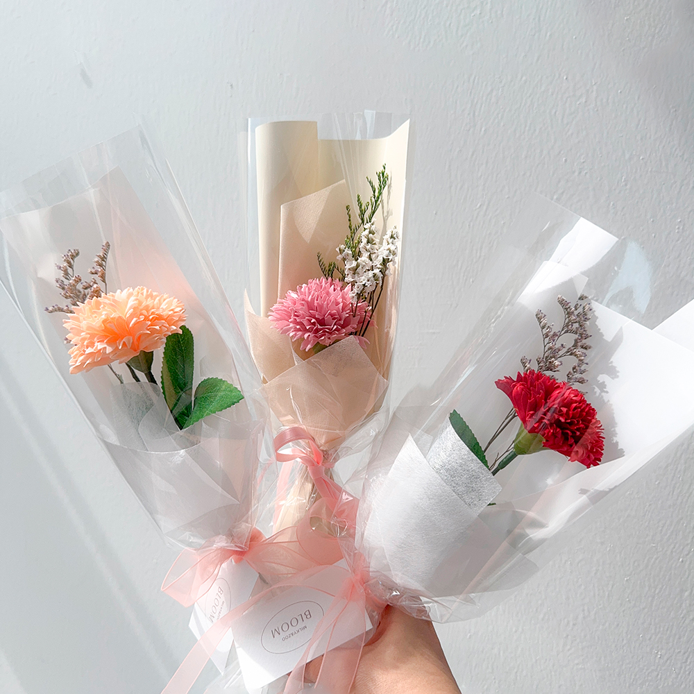 비누꽃 한송이 카네이션 장미 꽃다발 작은꽃선물 - 상품 이미지
