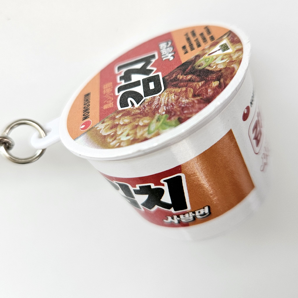 [신제품출시]귀여운 라면 과자 키링 농심 초코파이 불닭볶음면 불닭 열쇠고리 한국 간식 미국 일본 중국 베트남 선물 기념품 쓸데없는 쓸모없는