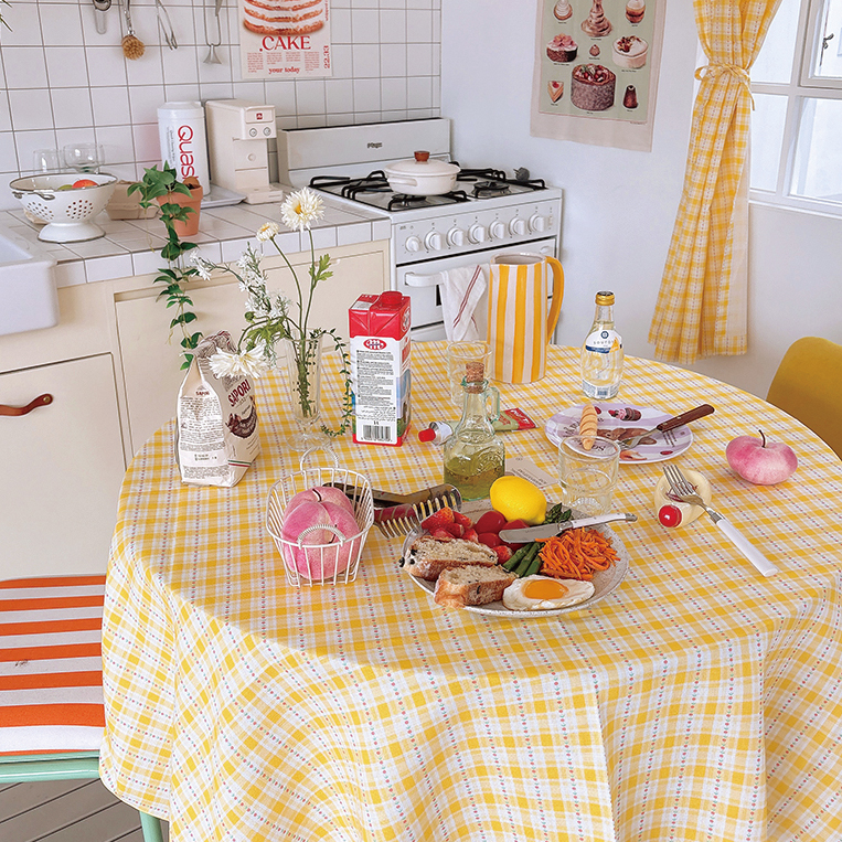 미니유 플라워 방수 식탁보 테이블보 사각 집들이 홈 파티 카페 공방 옐로우 95X110