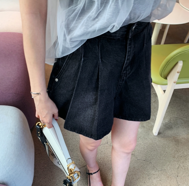 포치트 핀턱 와이드 반바지 - 상세 이미지 4