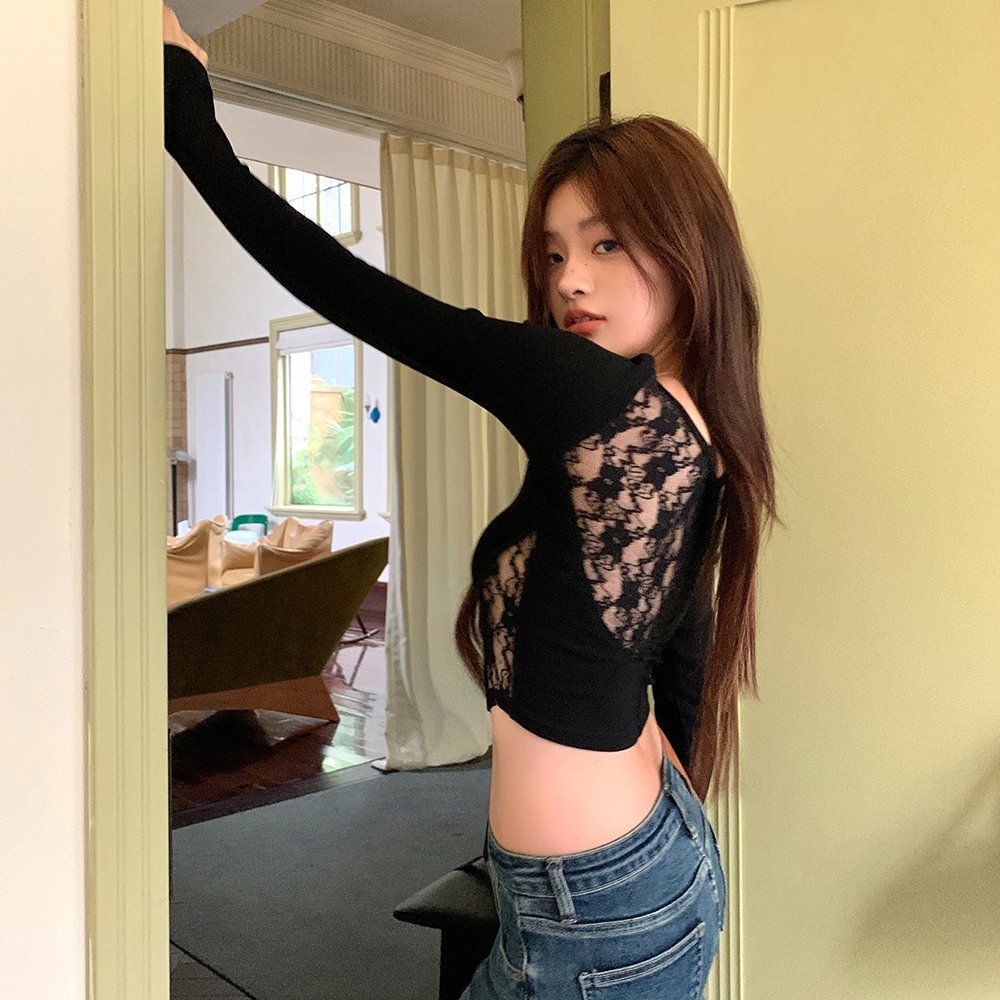 봄 가을 여성 슬림핏 골지 긴팔티 스쿱넥 뒷면 브이넥 레이스 세미크롭 티셔츠 블랙 화이트 - 상세 이미지 4
