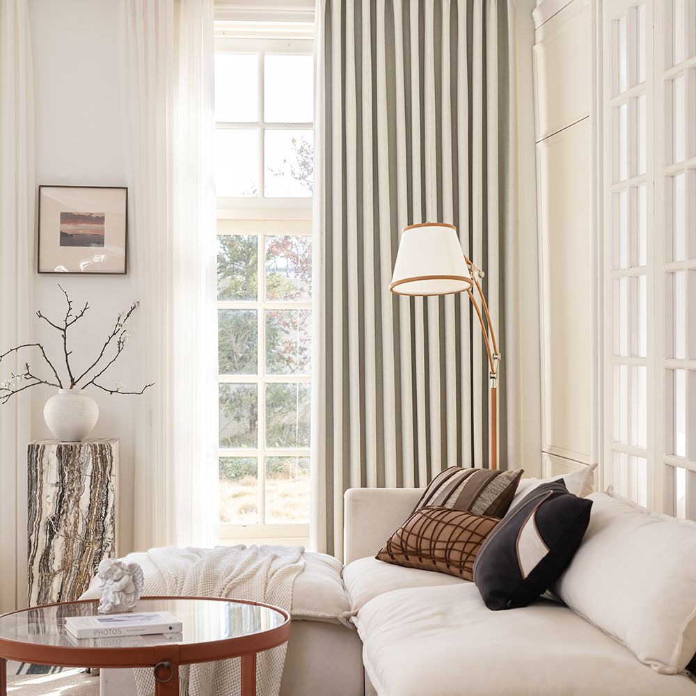 [맞춤커튼] 형상기억 화이트 100%암막커튼 거실 안방 사계절 주문제작 루나 140x180