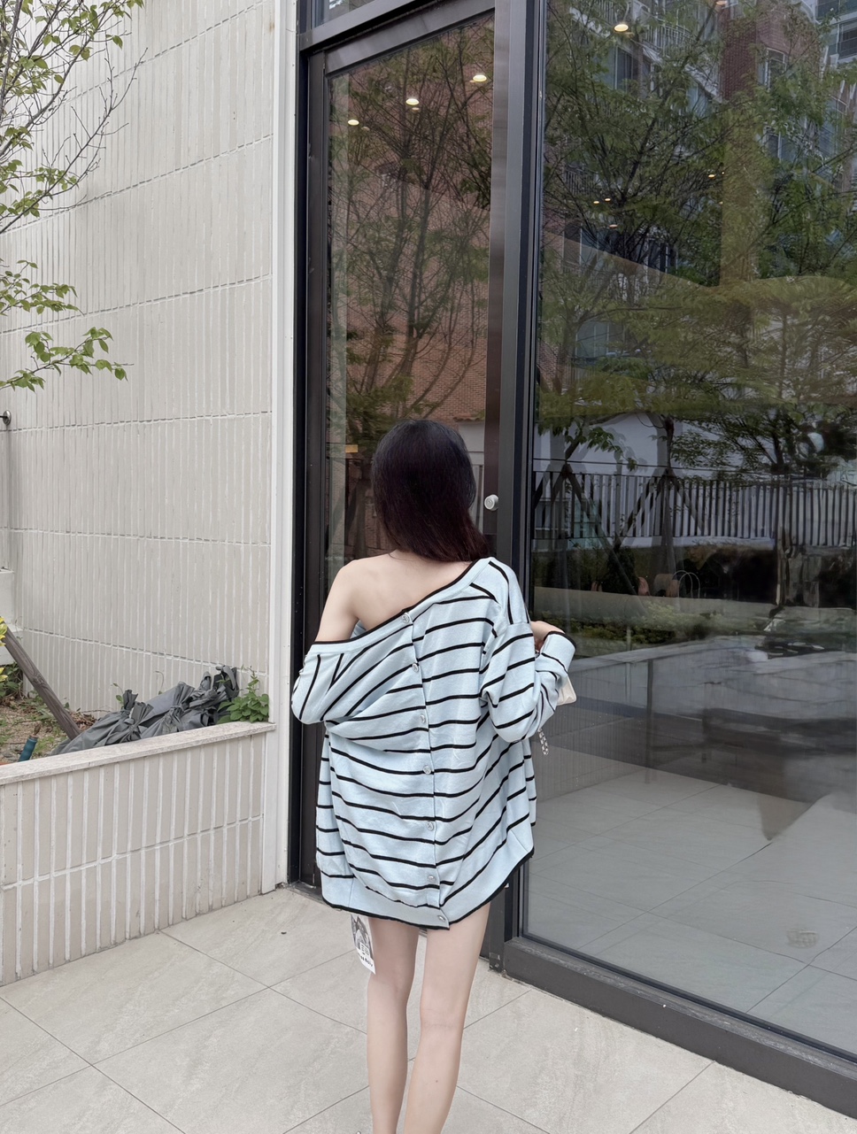 [수입/3set] 제니 블루 스트라이프 큐빅 소프트 브이넥 니트 가디건+랩 치마바지+홀터넥 나시  쓰리피스 세트 상세 이미지 10
