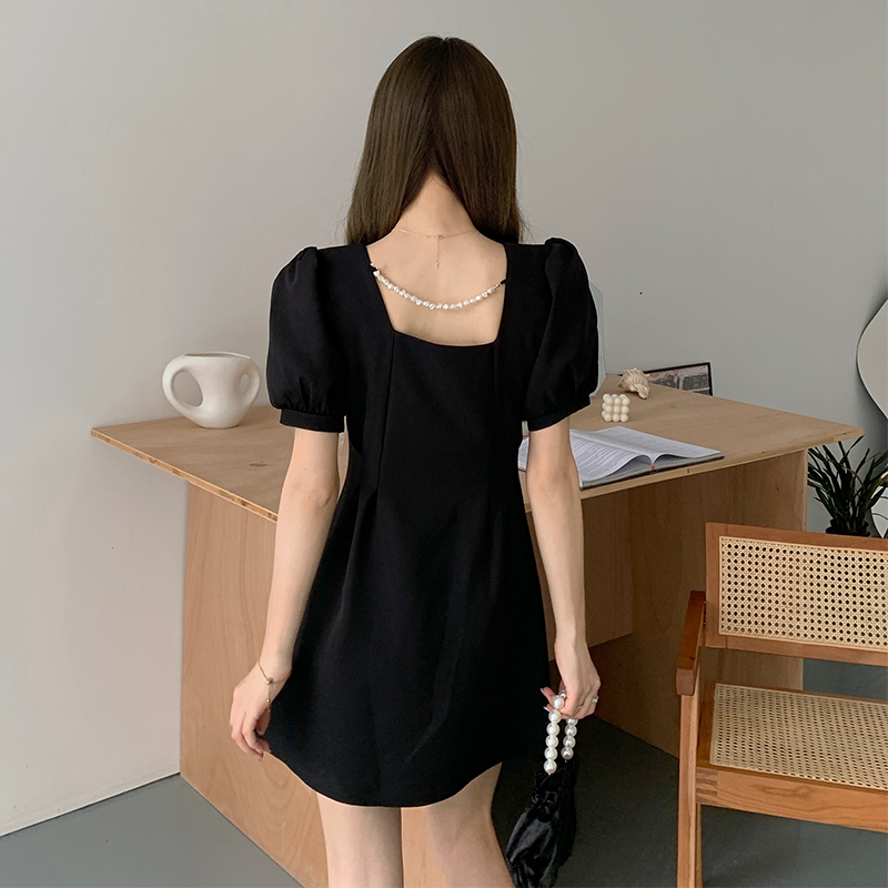 언밸런스 블랙 스커트 스퀘어넥 반팔 원피스 - 상세 이미지 3