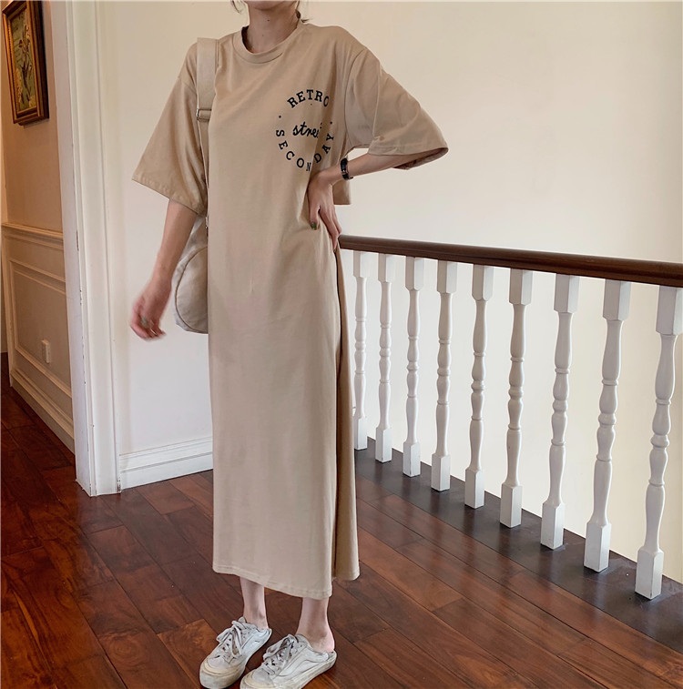 여름 뒤트임 레터링 반팔 롱원피스 데일리룩 캐주얼룩 블랙 S - 상세 이미지 3