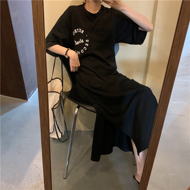 여름 뒤트임 레터링 반팔 롱원피스 데일리룩 캐주얼룩 블랙 S - 상세 이미지 2