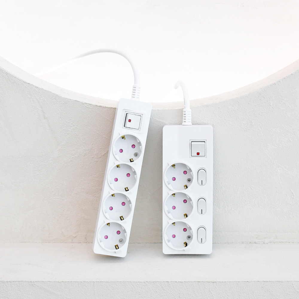 아이정 국산 멀티탭 화재 안전 접지 난연소재 16A 메인 개별 4구 1.5M 멀티 콘센트