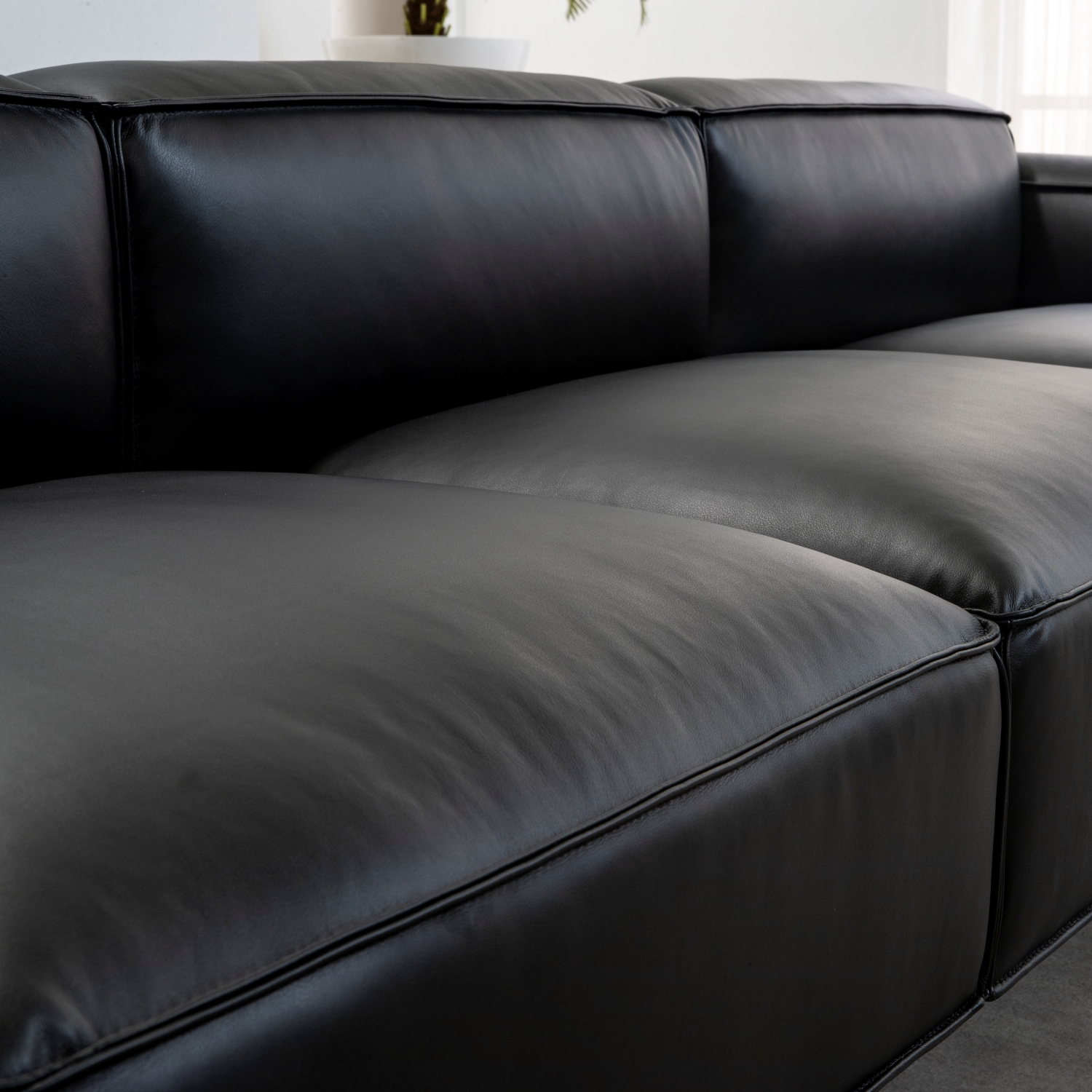 수아브 SE 03 모던 가죽 소파 천연면피 구스 통가죽 3-4인