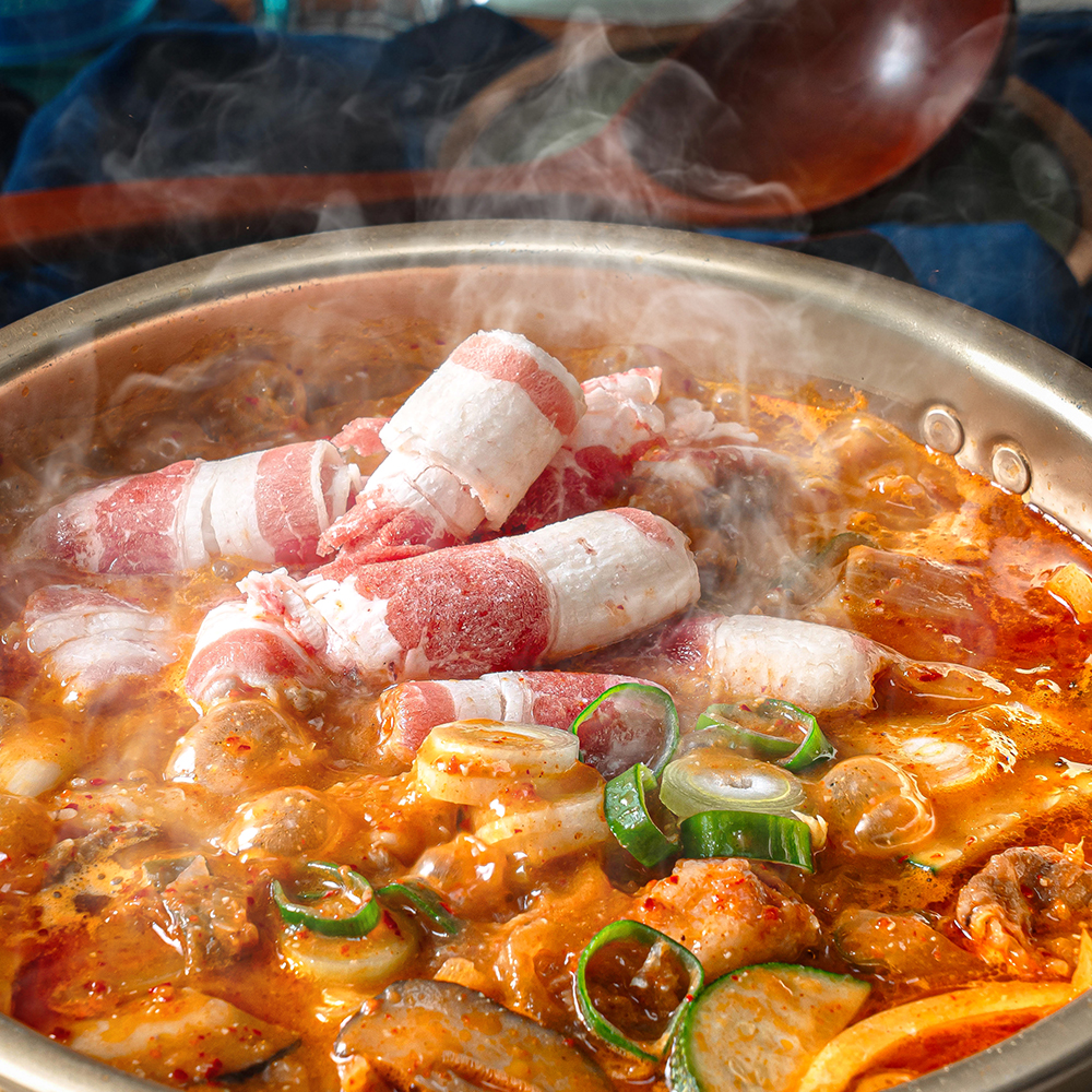 캠핑음식 요리 밀키트 우삼겹 된장찌개