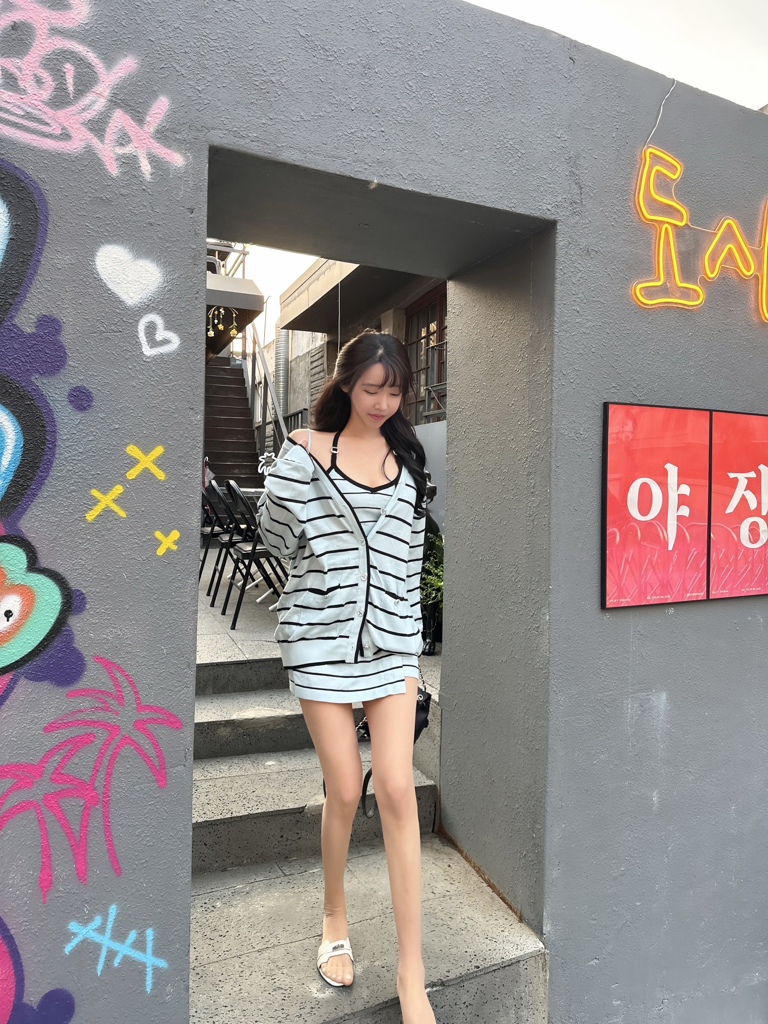 [고퀄ver./나시/가디건/스커트💙] 블루 스트라이프 쓰리피스 세트 (수입) 상세 이미지 4