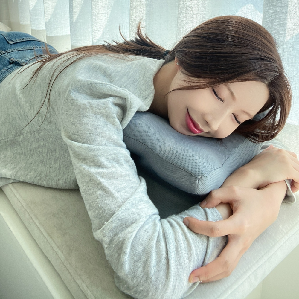 엎드려 자는 베개 사무실 메모리폼 책상 낮잠 쿠션 직장인 선물