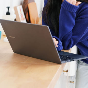 2. 삼성 갤럭시북 ..