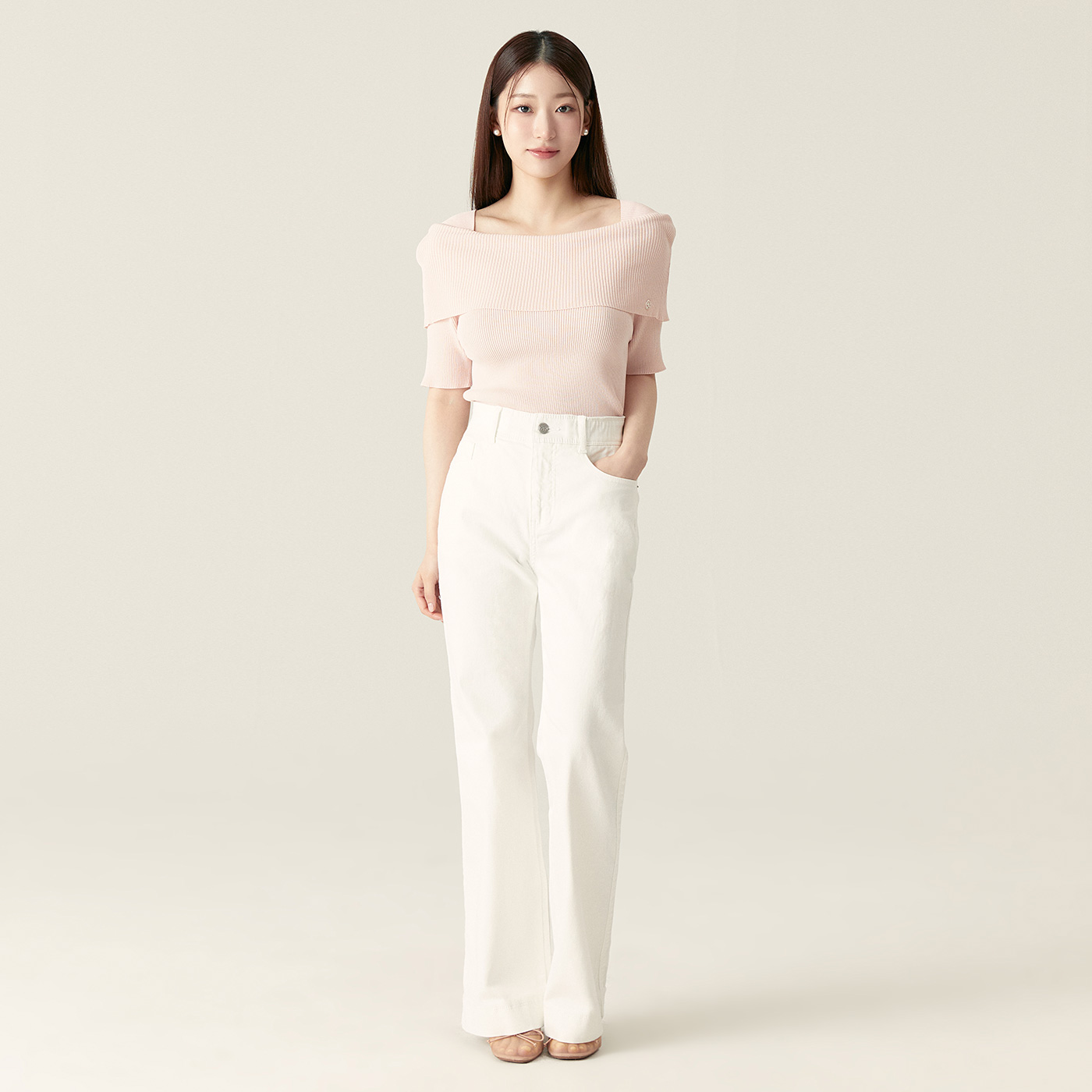 로엠 세미 부츠컷 데님 RMTJF25G14 - 상세 이미지 2
