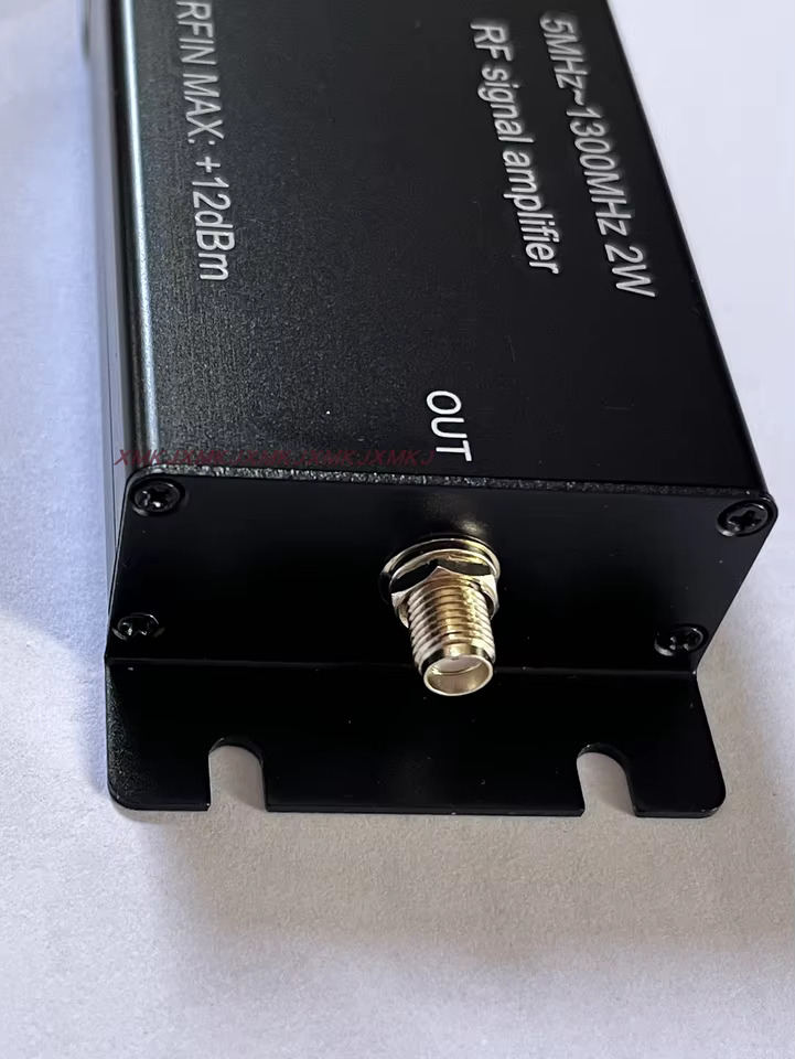 신호 증폭기 HF FM VHF UHF EN 성화 LED 포함 5-1300MHz 2W 전력 : UN 산업