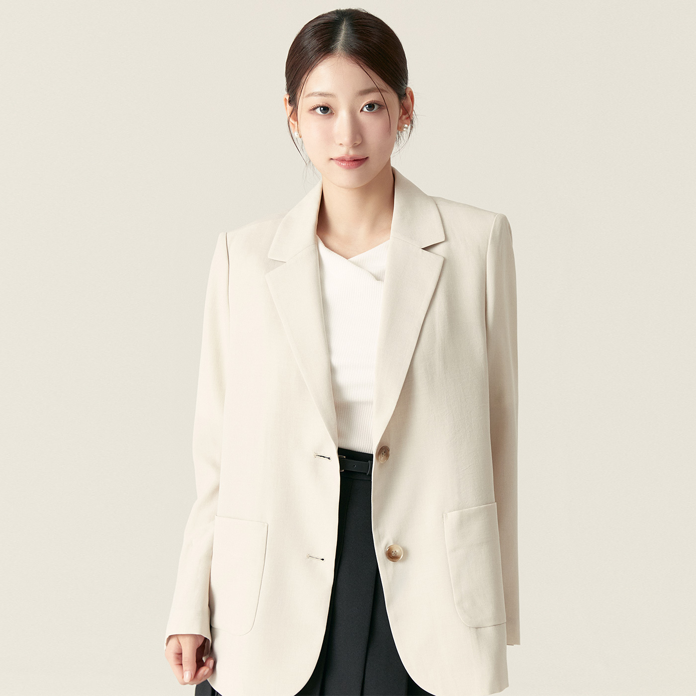 로엠 세미오버핏 테일러드 자켓 RMJKF25R14 - 메인 이미지