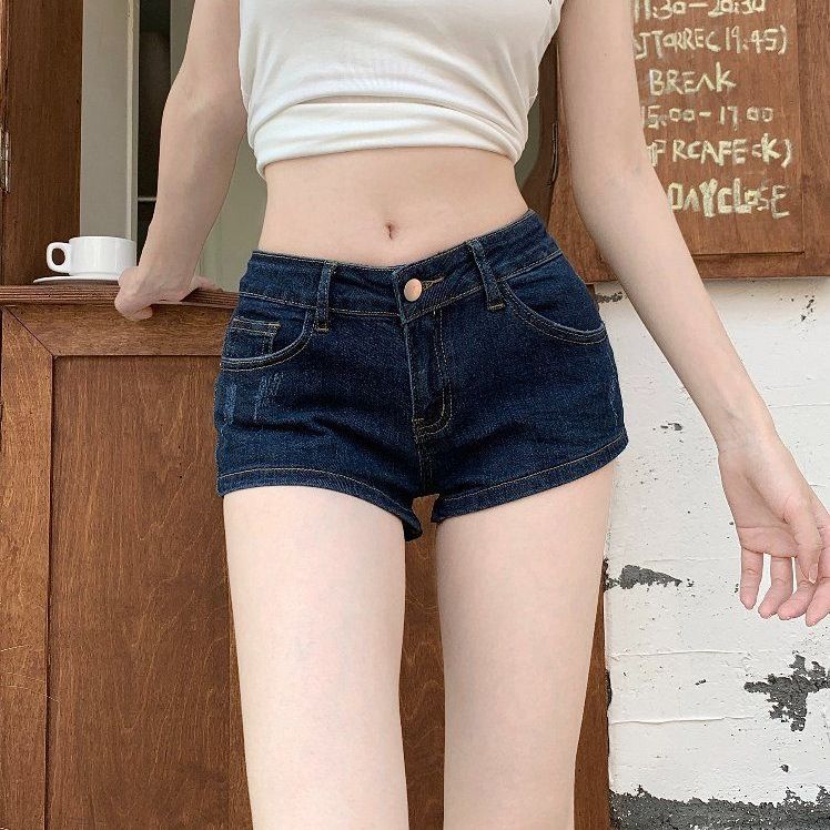 여름 여성 키작녀 추천 타이트핏 로우라이즈 디스트로이드 워싱 스판 데님 숏팬츠 딥블루 - 상품 이미지