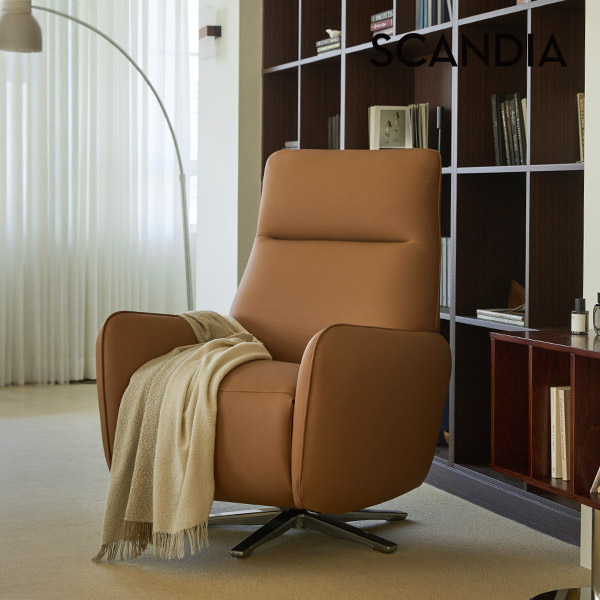 스칸디아 베를린 듀얼 USB 1인용 전동 리클라이너 가죽 소파