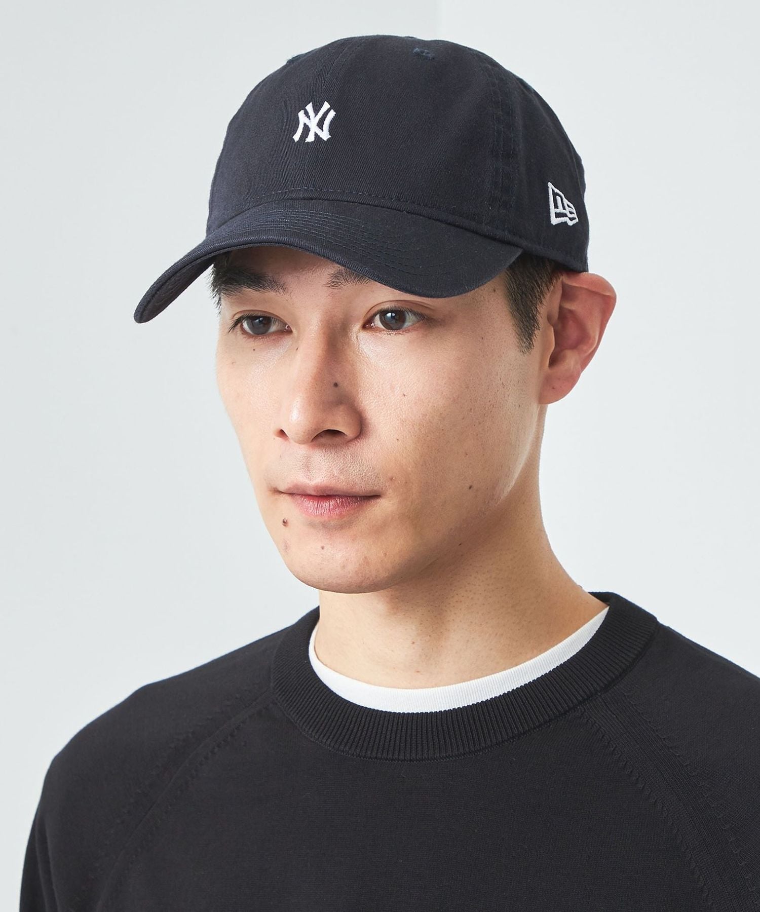 네이비 컬러