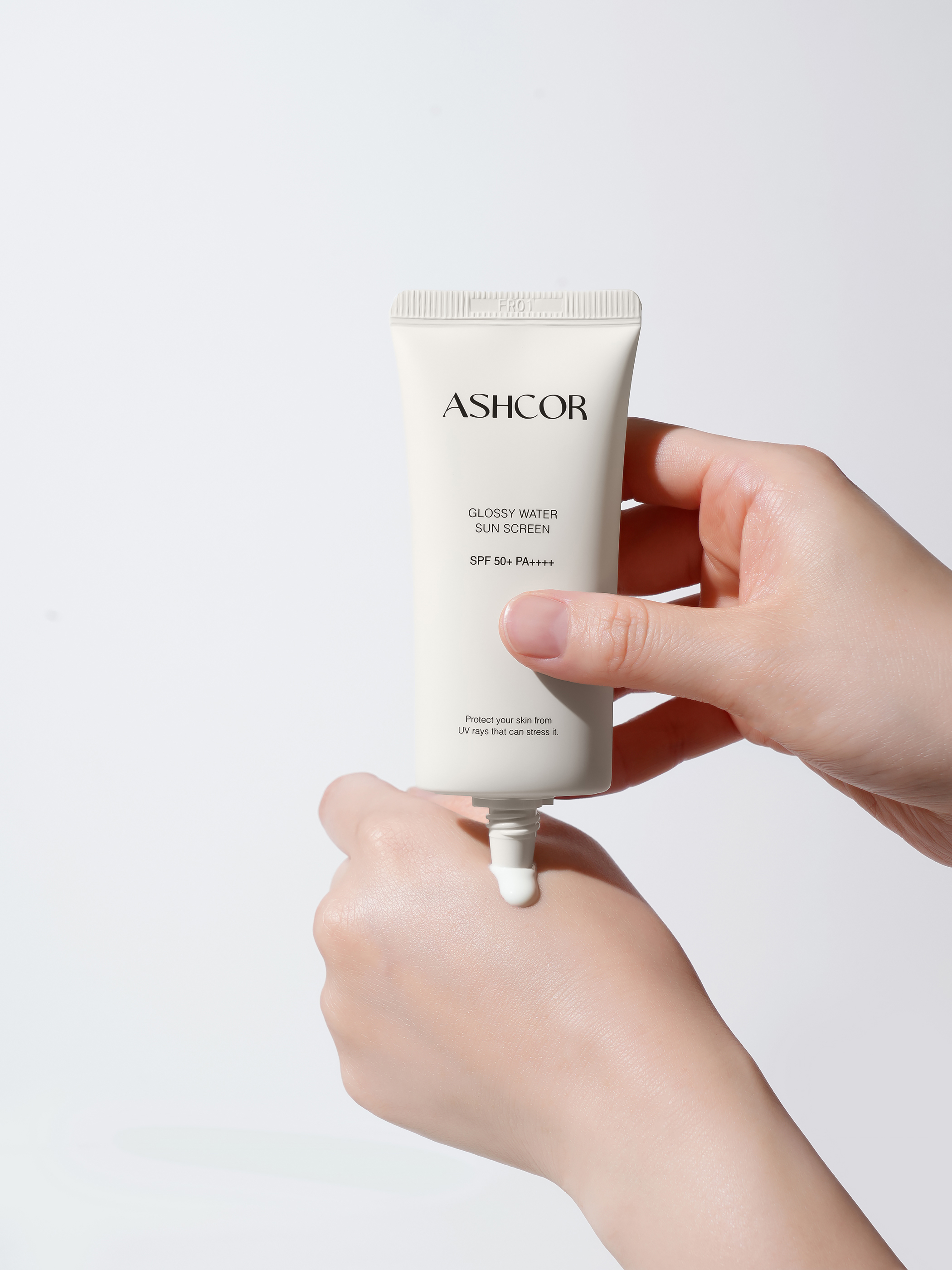 애쉬코르 글로시 워터 선 40ml SPF50+ 물광 비자극 수분 미백 주름개선 자외선차단 - 상세 이미지 4